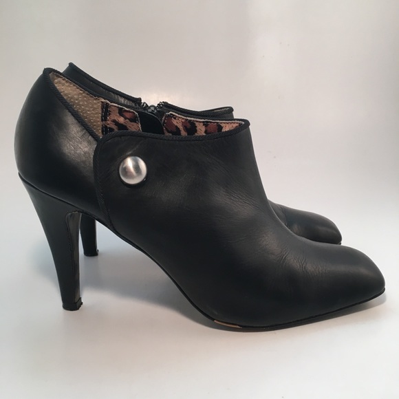 Alfani Shoes - Alfani Edison Black Leather Zip-Up D Ankle Booties